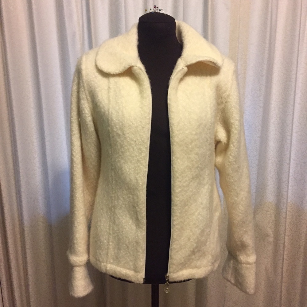 Ultra-soft Cream Colored Beige Jacket